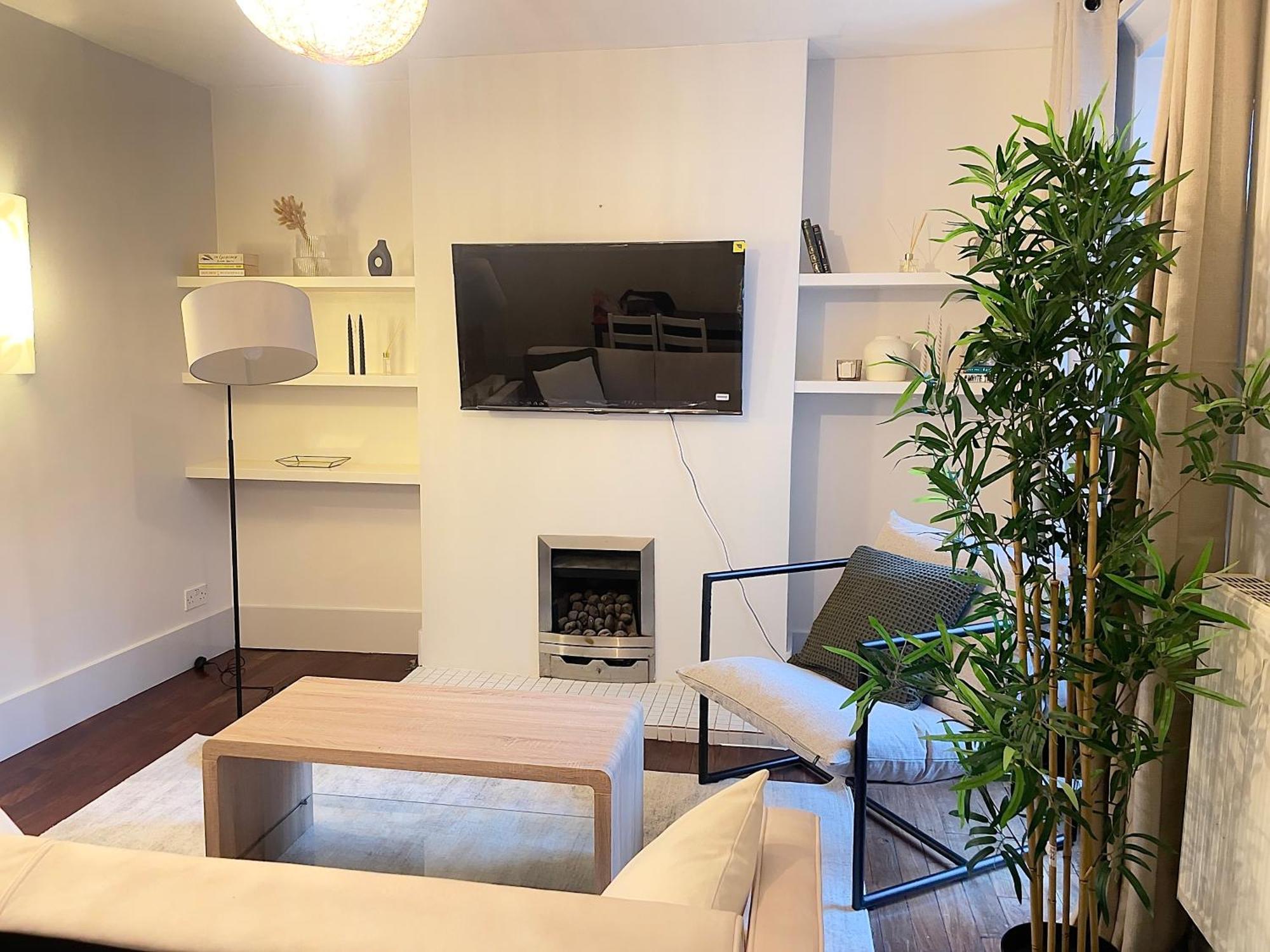 Great Value London Apartment With Garden In Tufnell Park Near Emirates Stadium And 10 Mins To Kings Cross ภายนอก รูปภาพ